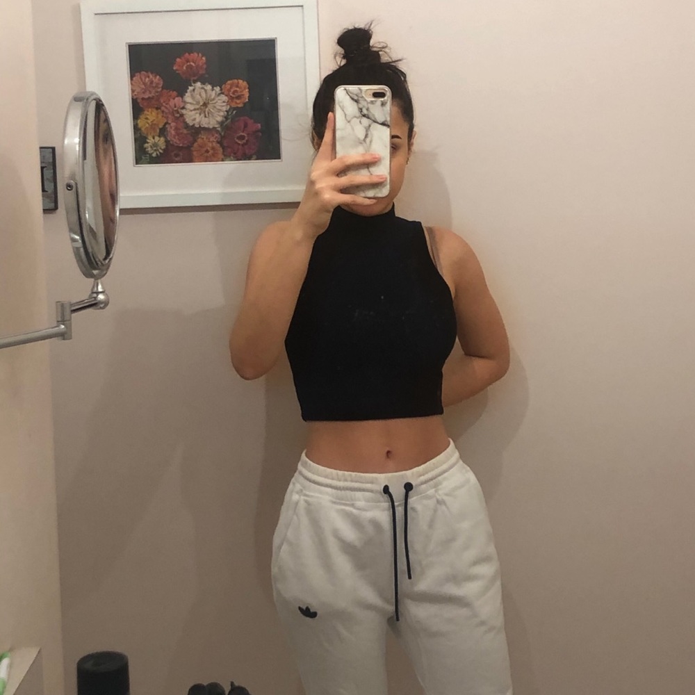 Black crop top